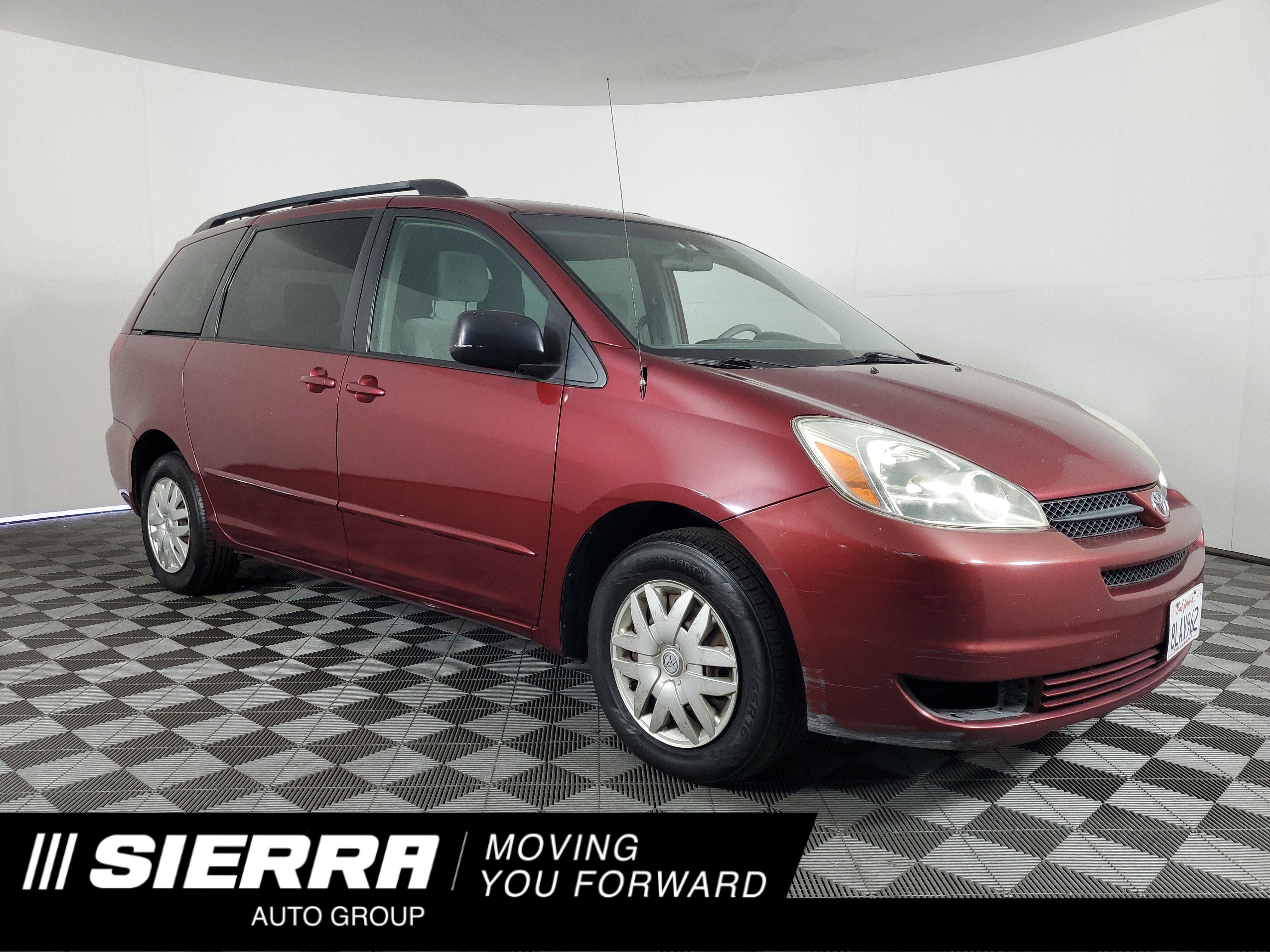 Used 2004 Salsa Red Pearl Toyota LE image 1