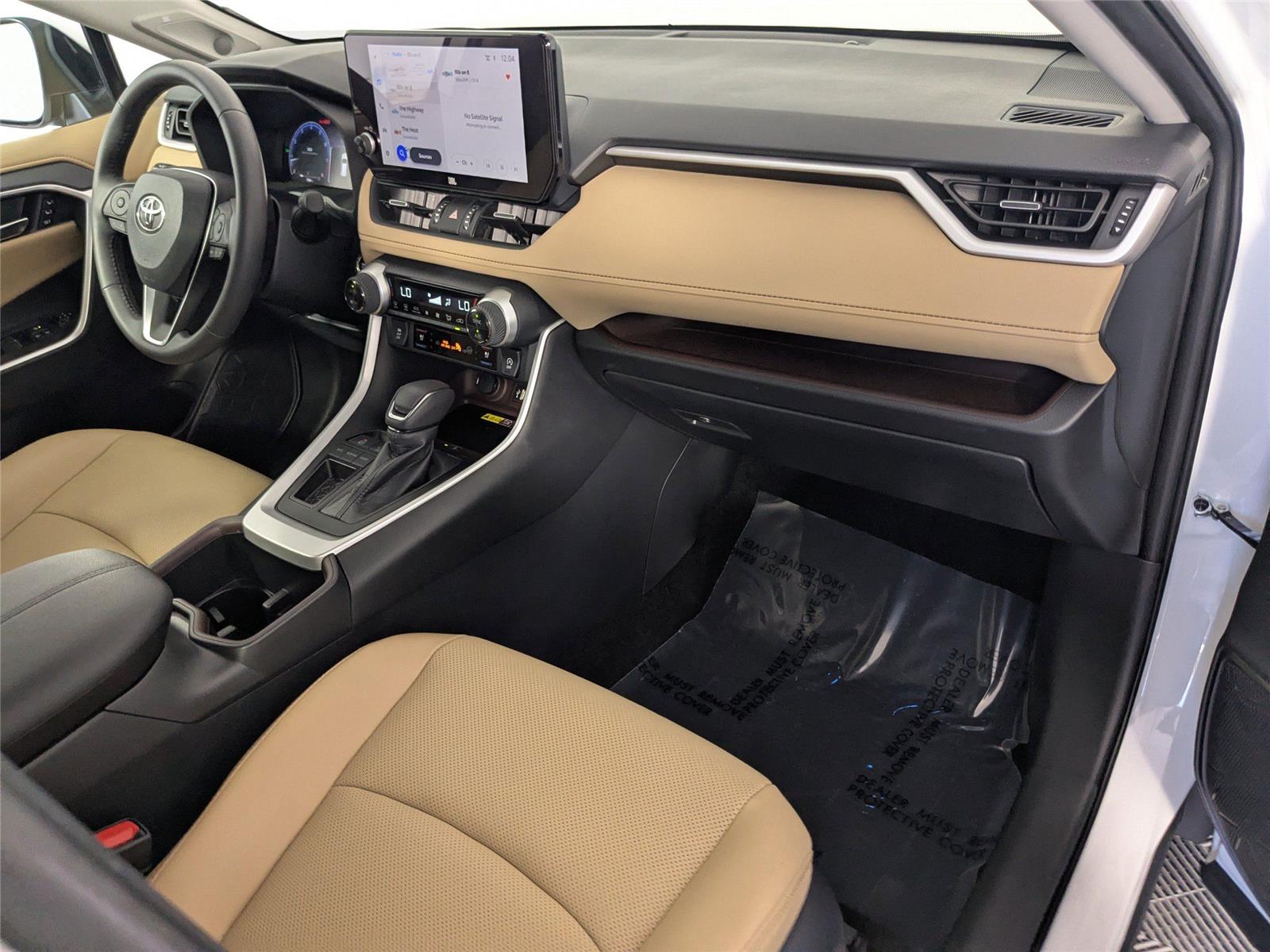2024 Toyota RAV4 Limited photo 3