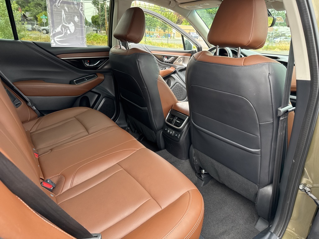 2021 Subaru Outback Touring XT photo 23
