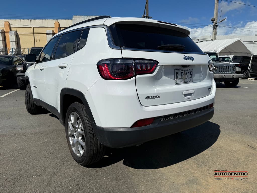 2024 Jeep Compass Latitude Lux Altitude photo 2
