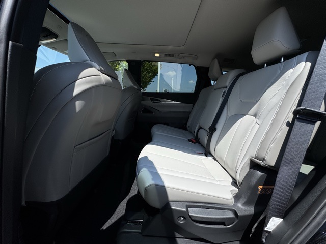 2026 Infiniti QX60 Luxe photo 25