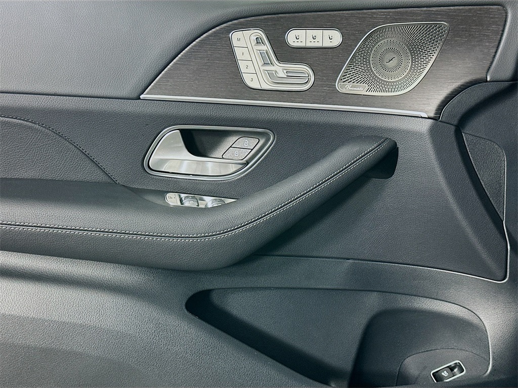 2026 Mercedes Benz GLE 350 4MATIC photo 16