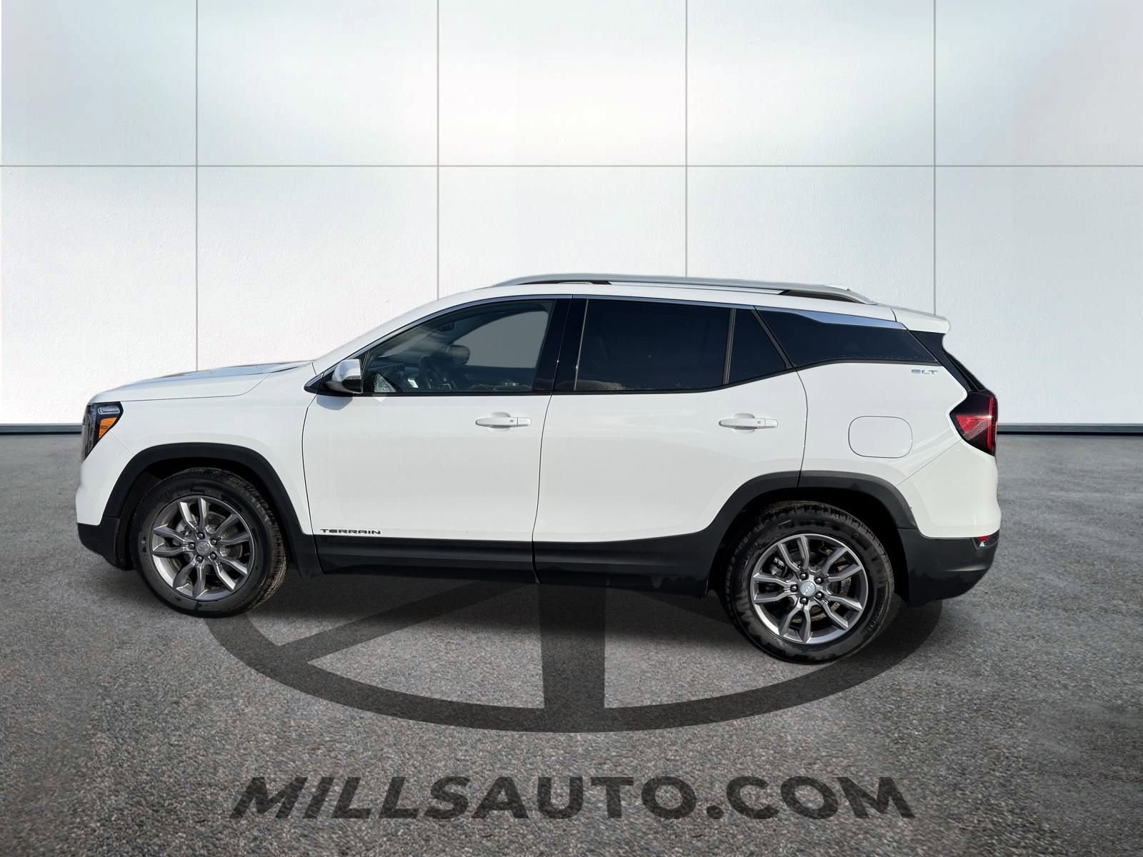 2024 Gmc Terrain SLT photo 8