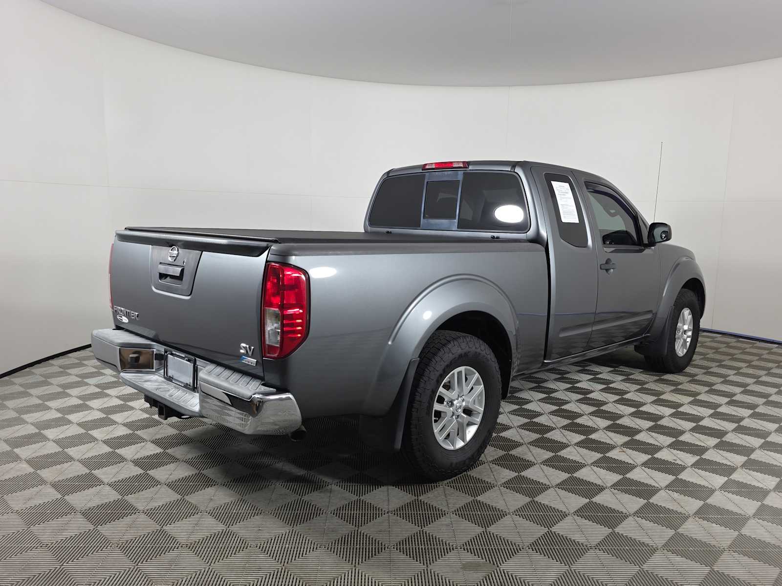 2018 Nissan Frontier SV photo 7