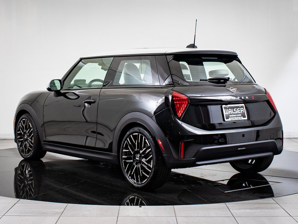 2025 Mini Cooper Hardtop S photo 6