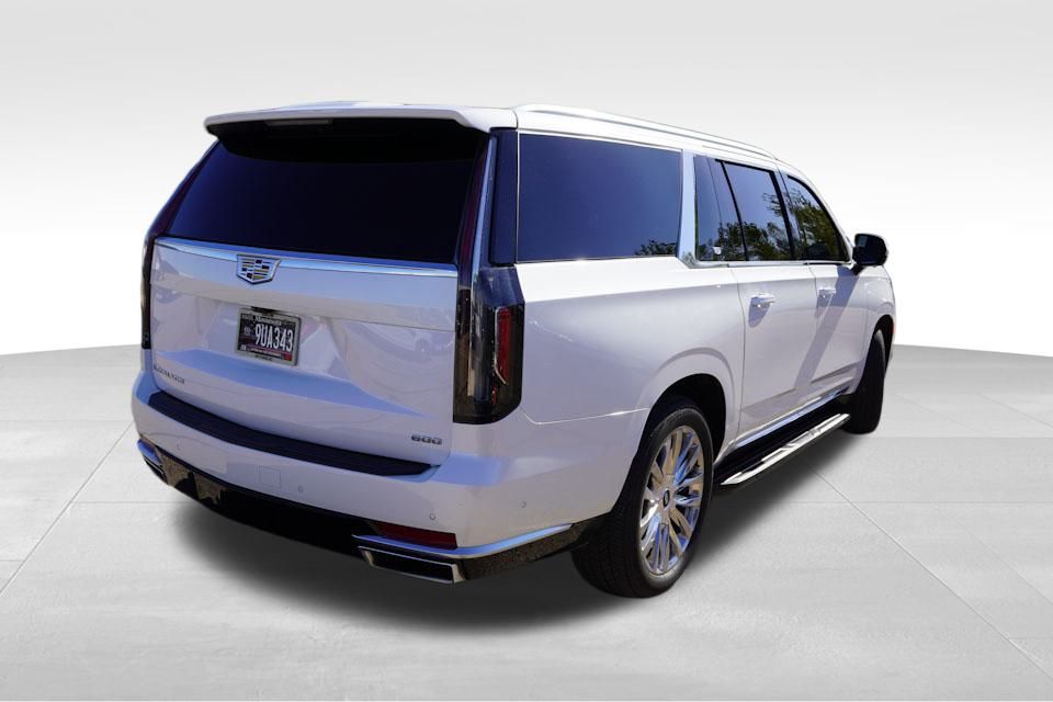 2022 Cadillac Escalade ESV Premium Luxury photo 3