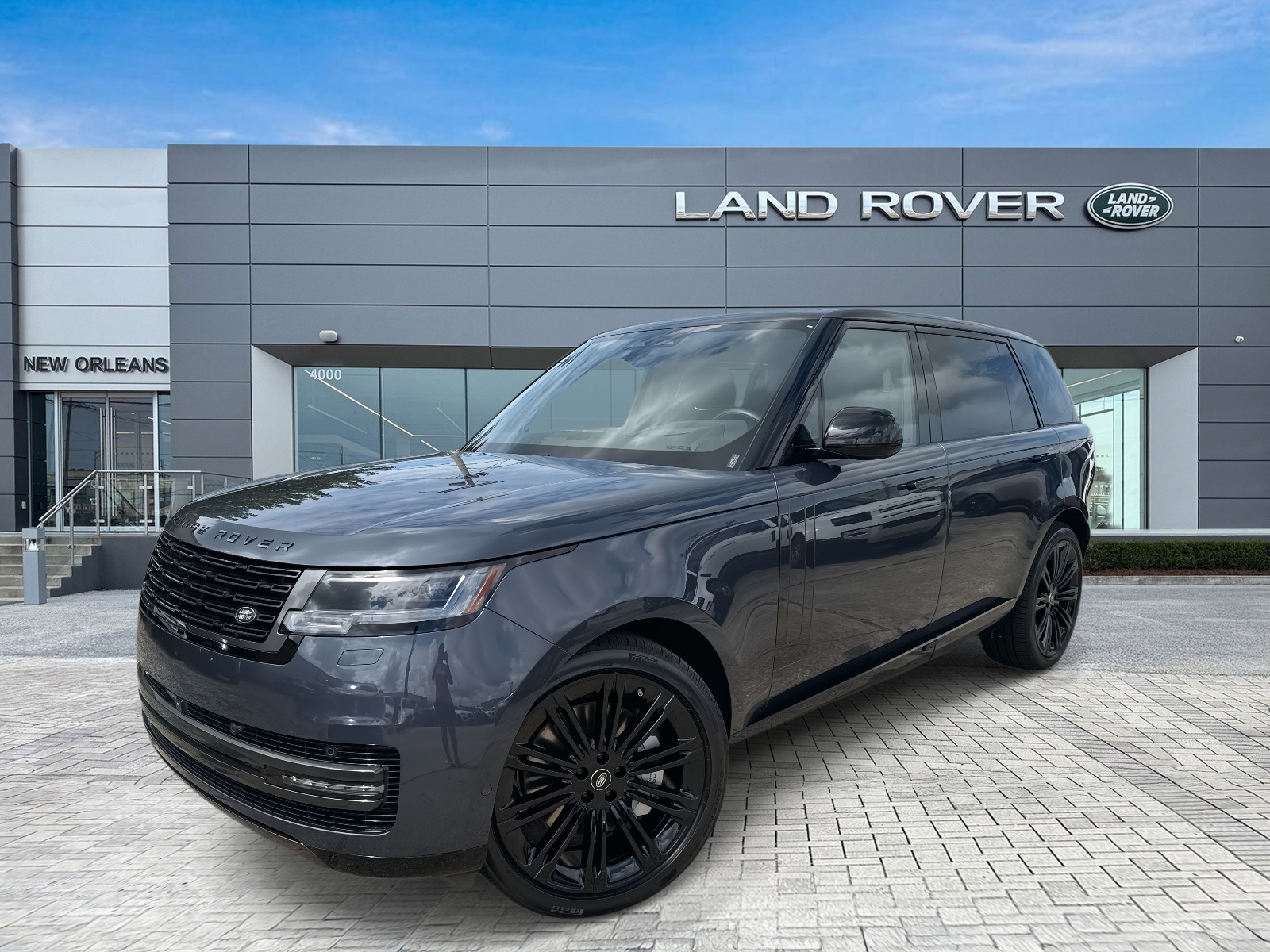2025 Land Rover Range Rover SE's photo