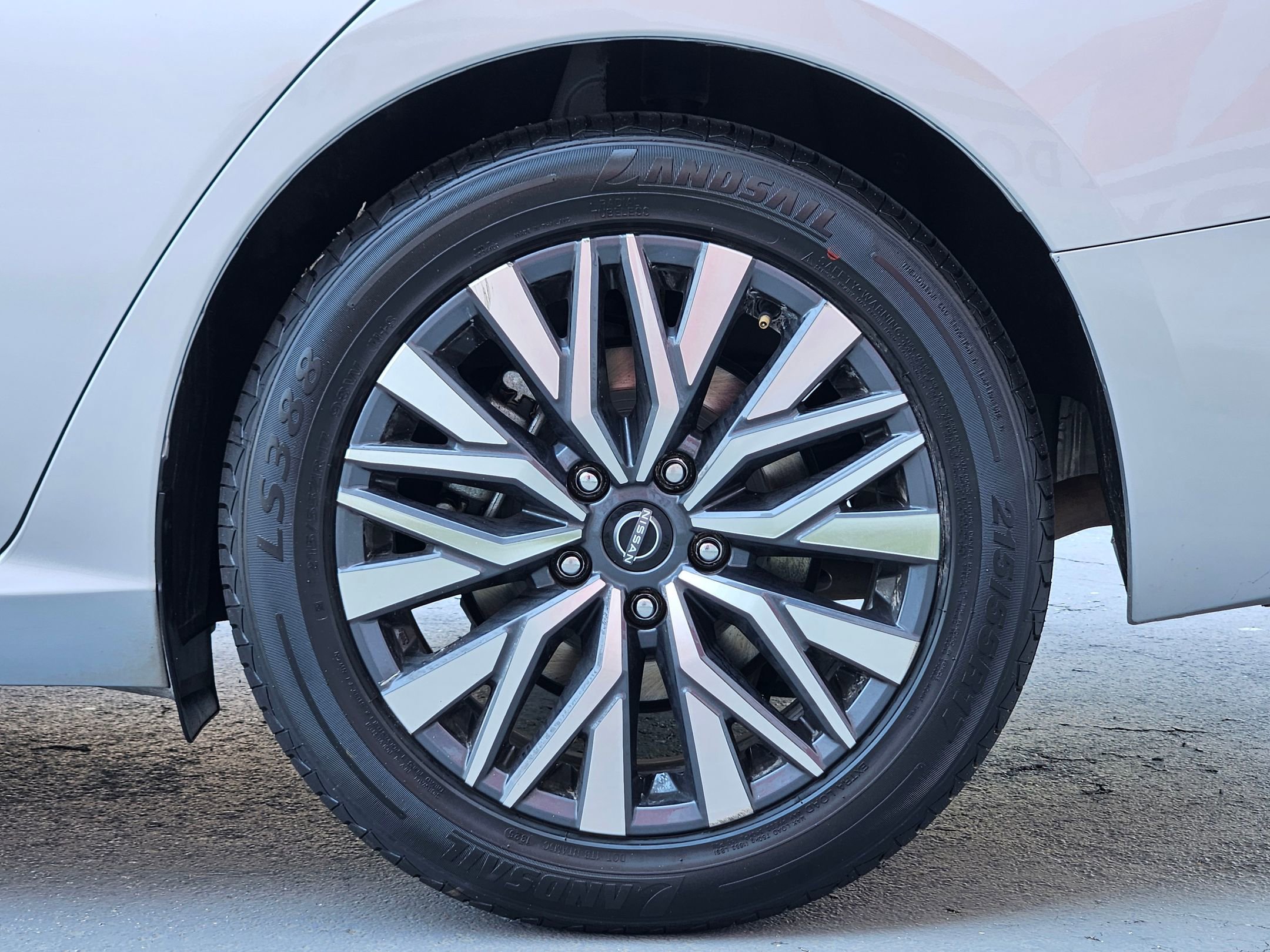 2023 Nissan Altima 2.5 SV photo 27