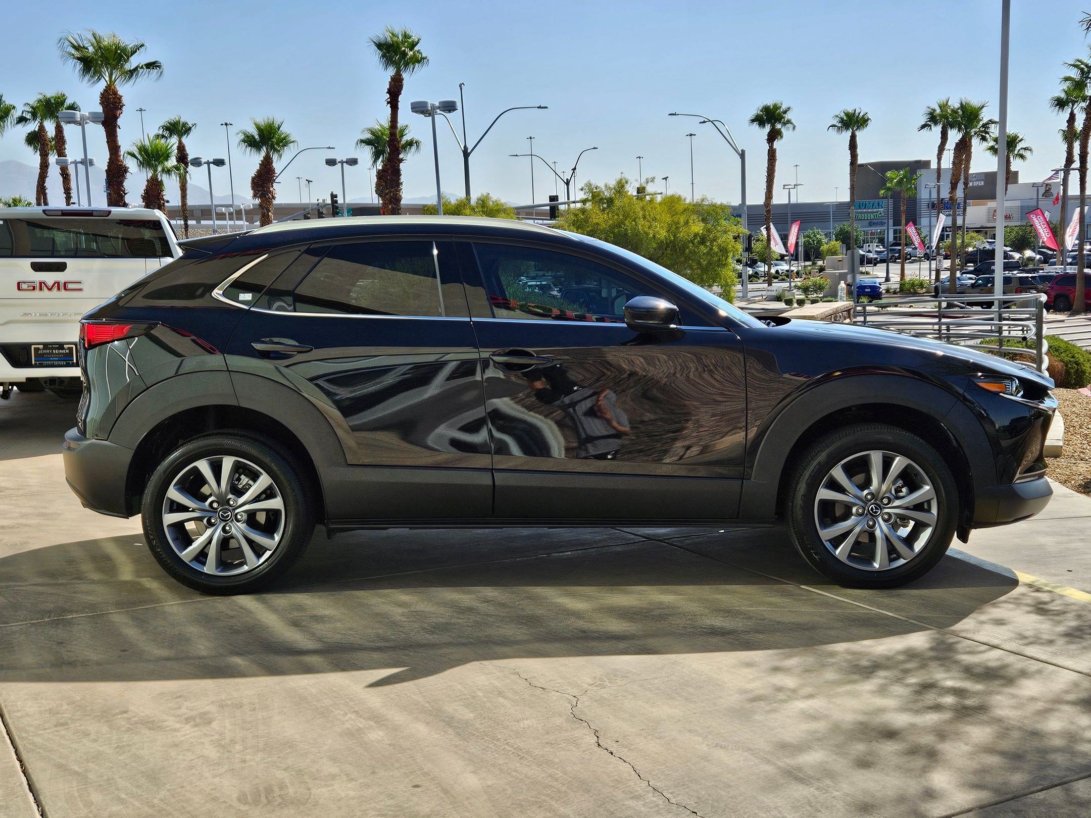 2025 Mazda CX-30 2.5 S Premium photo 6