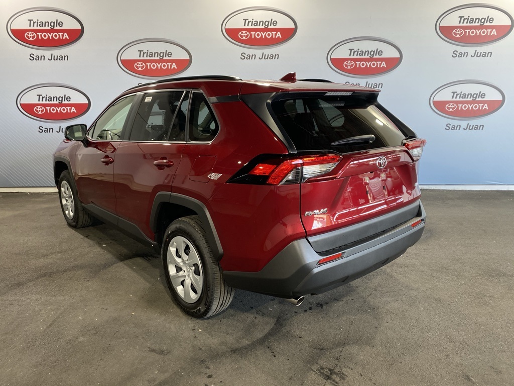2025 Toyota RAV4 LE photo 6