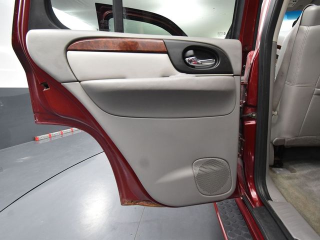 2009 Gmc Envoy Denali photo 29