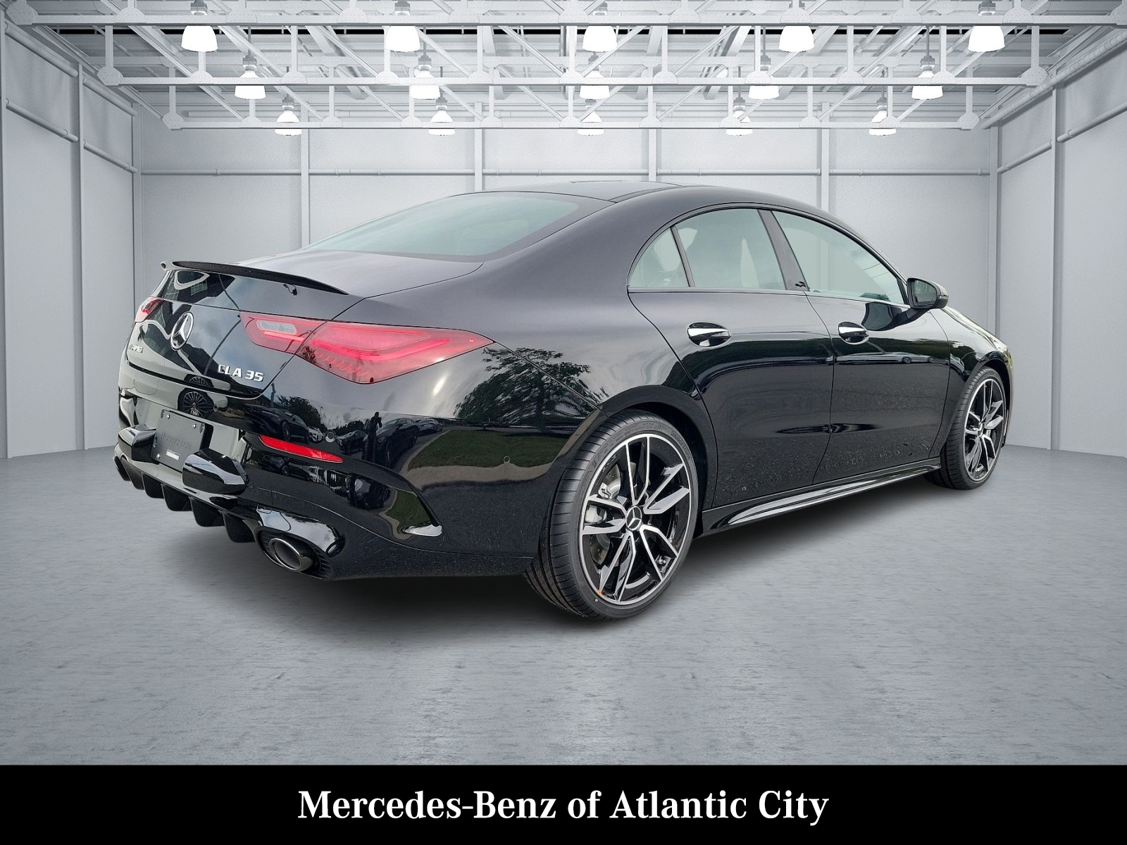 2025 Mercedes Benz CLA AMG 35 4MATIC photo 4