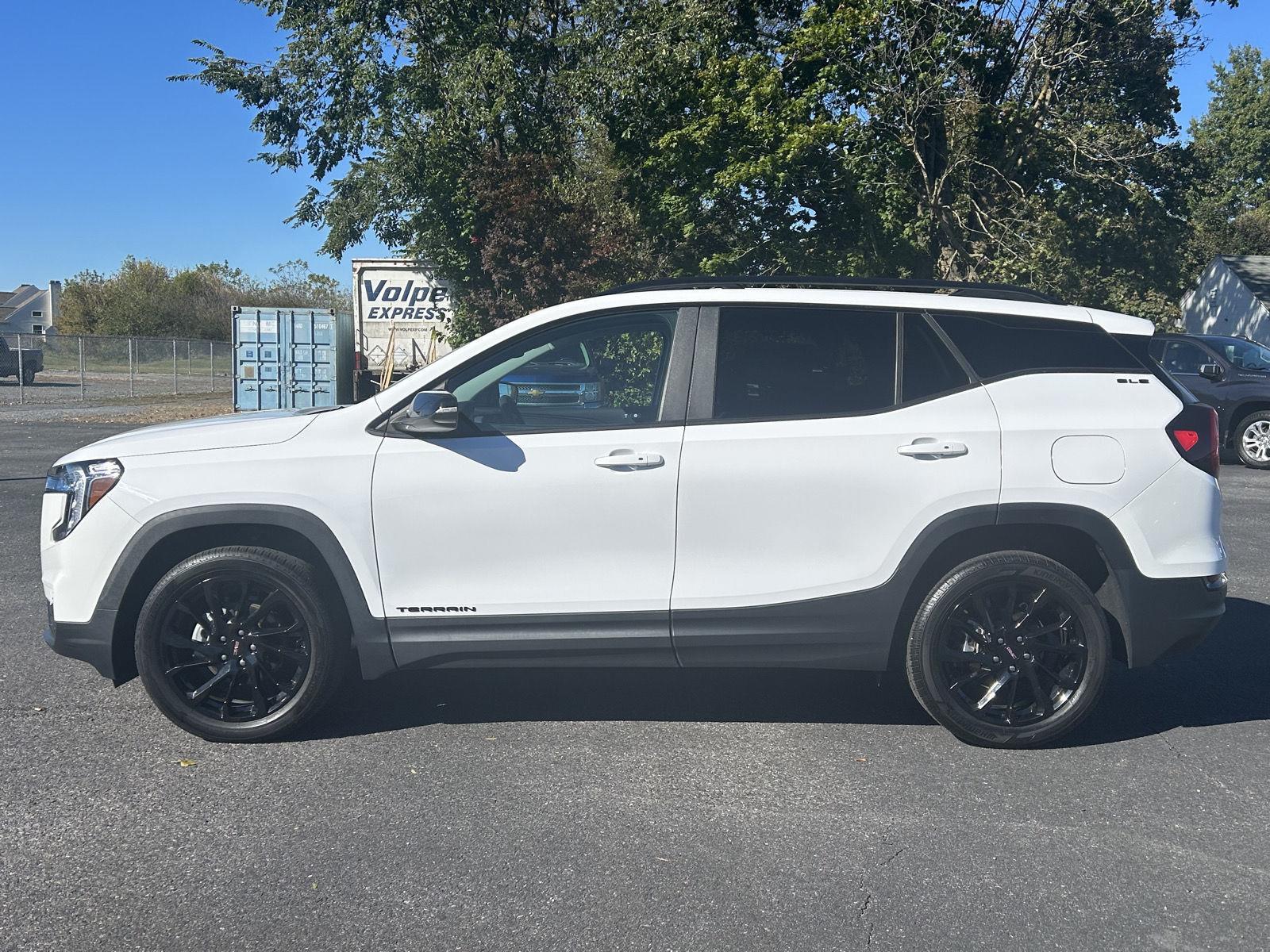 2023 Gmc Terrain SLE photo 3