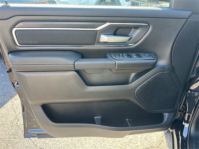 2025 Ram 1500 Big Horn Lone Star photo 13