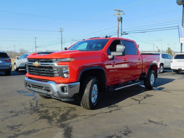 2024 Chevrolet Silverado 2500HD LT photo 4