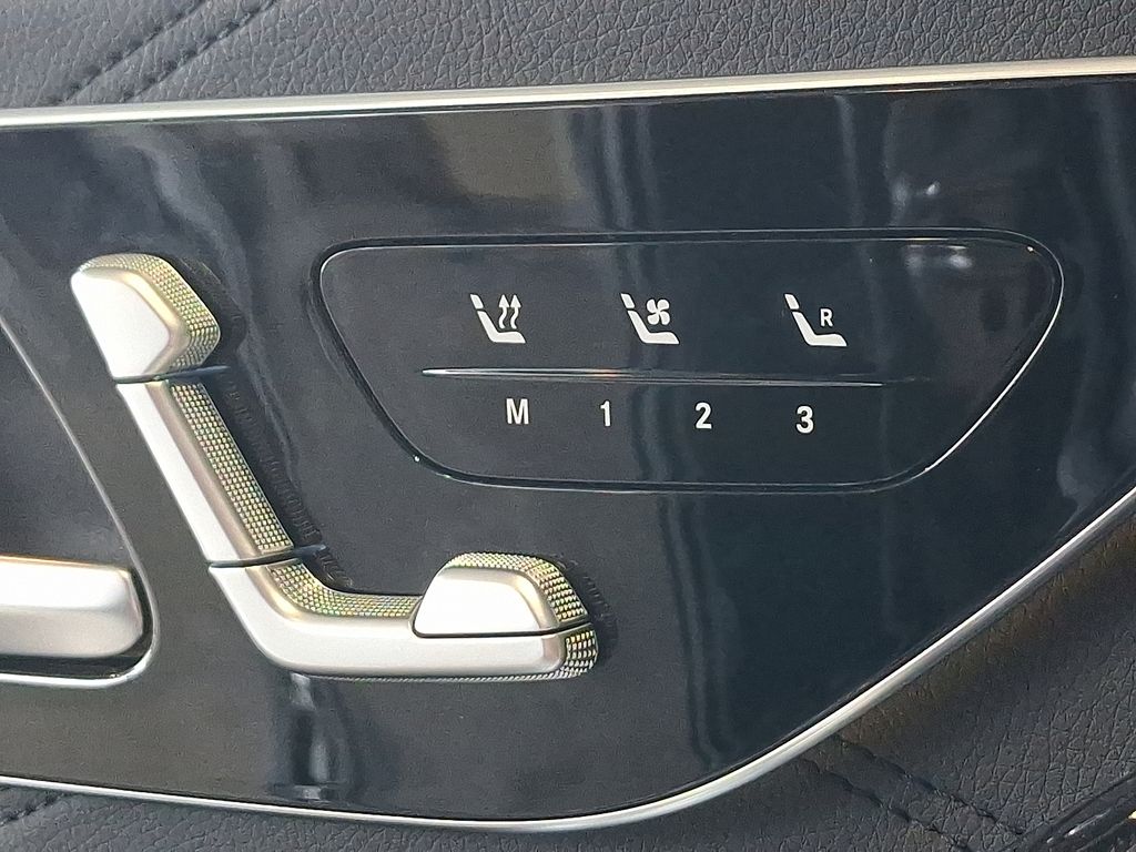 2025 Mercedes Benz S 63 e AMG 4MATIC photo 14
