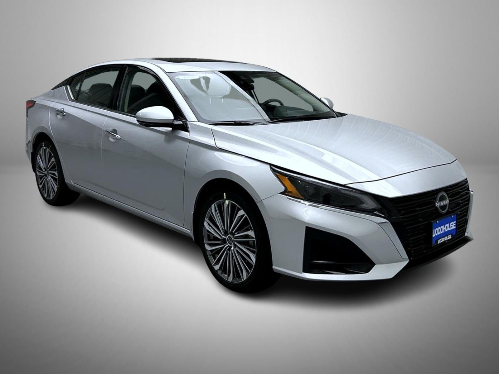 2025 Nissan Altima 2.5 SL photo 3
