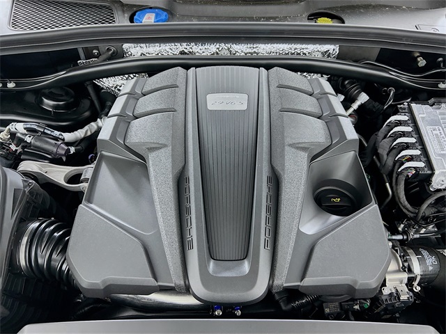 2025 Porsche Macan S photo 31