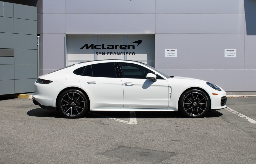2023 Porsche Panamera 4 Platinum photo 4