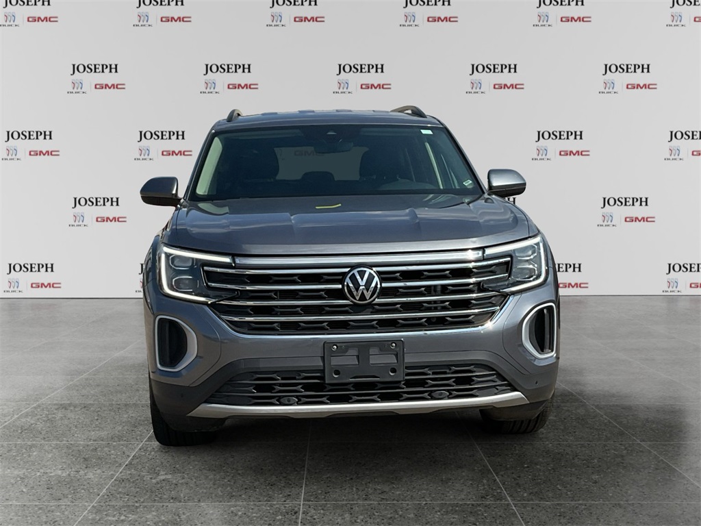 2024 Volkswagen Atlas SE Technology photo 3