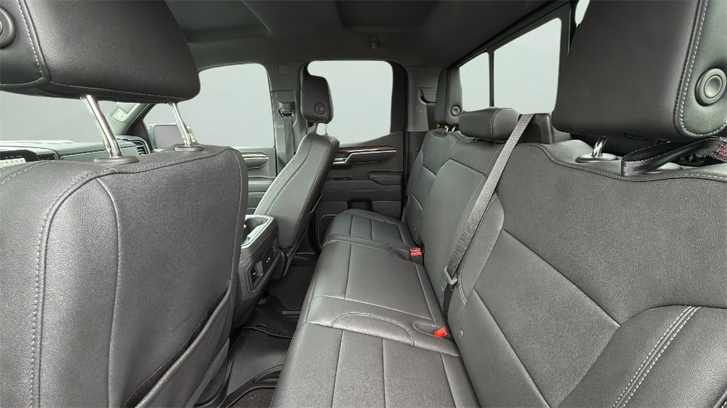 2023 Chevrolet Silverado 1500 RST photo 25