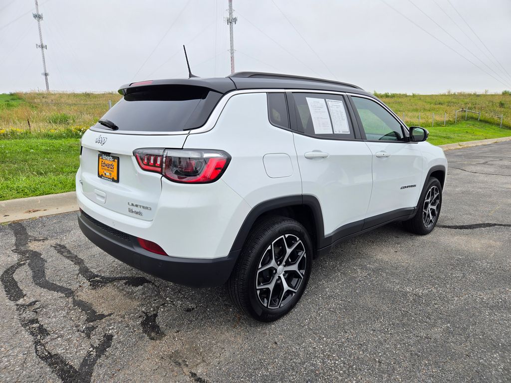 2024 Jeep Compass Limited photo 2