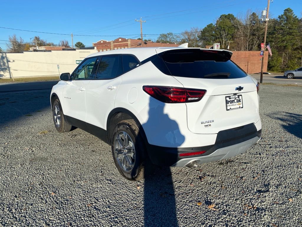 2025 Chevrolet Blazer 2LT photo 4