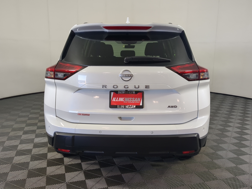 2026 Nissan Rogue SV photo 6