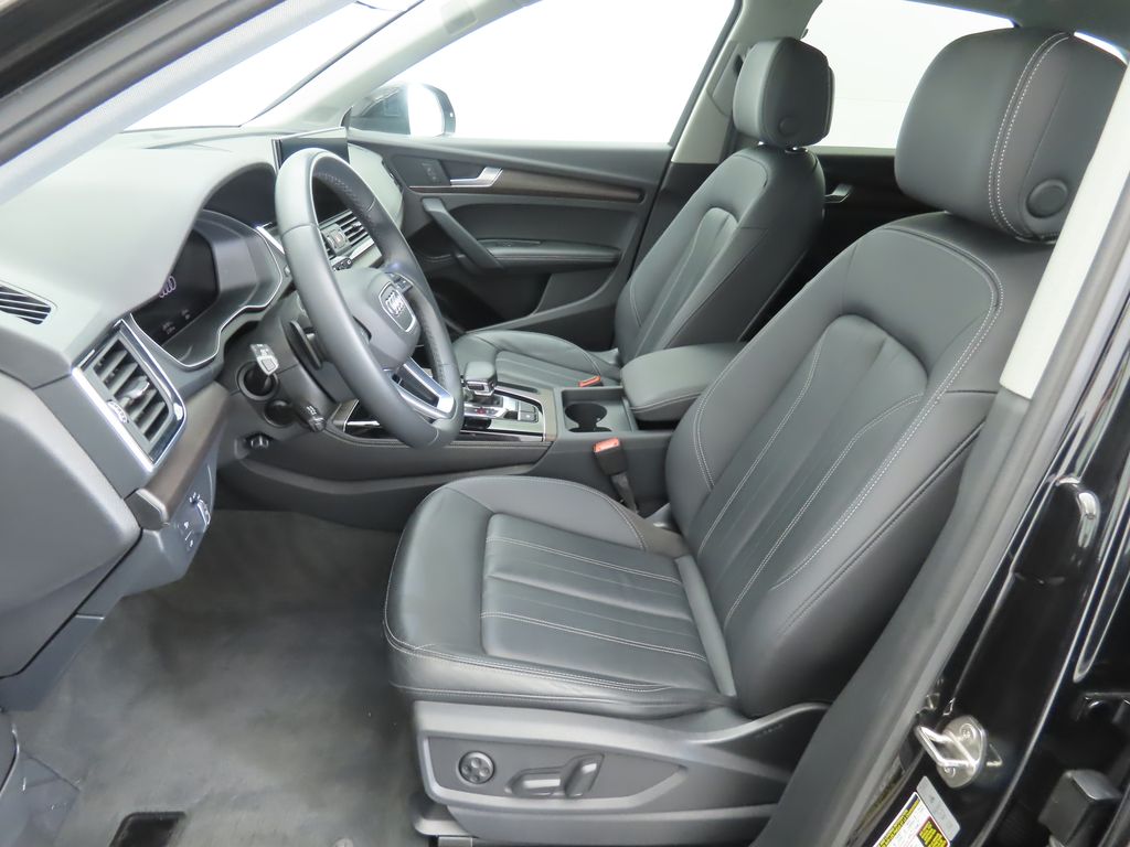 2023 Audi Q5 S line Premium Plus photo 19