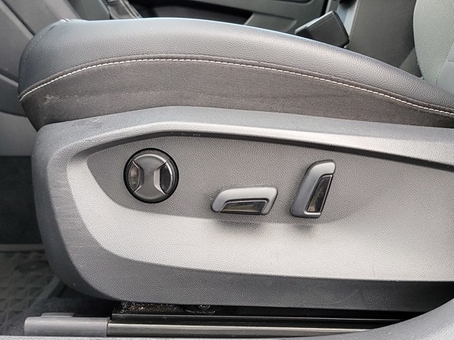 2022 Volkswagen Taos SE photo 27