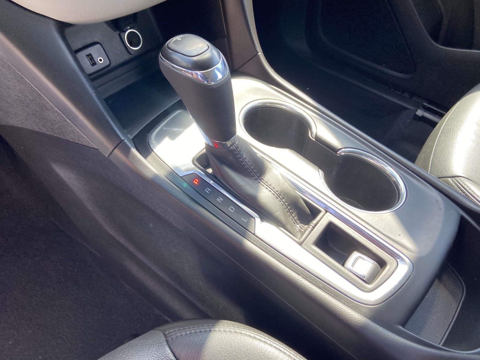 2018 Chevrolet Equinox LS photo 11
