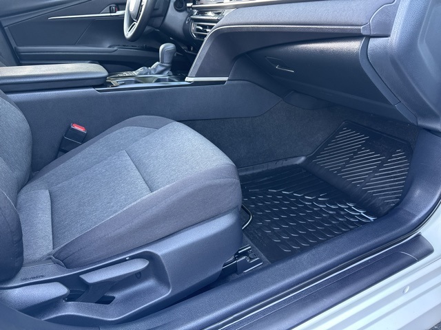 2025 Toyota Camry LE photo 15