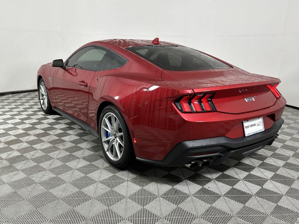 2024 Ford Mustang GT Premium photo 5
