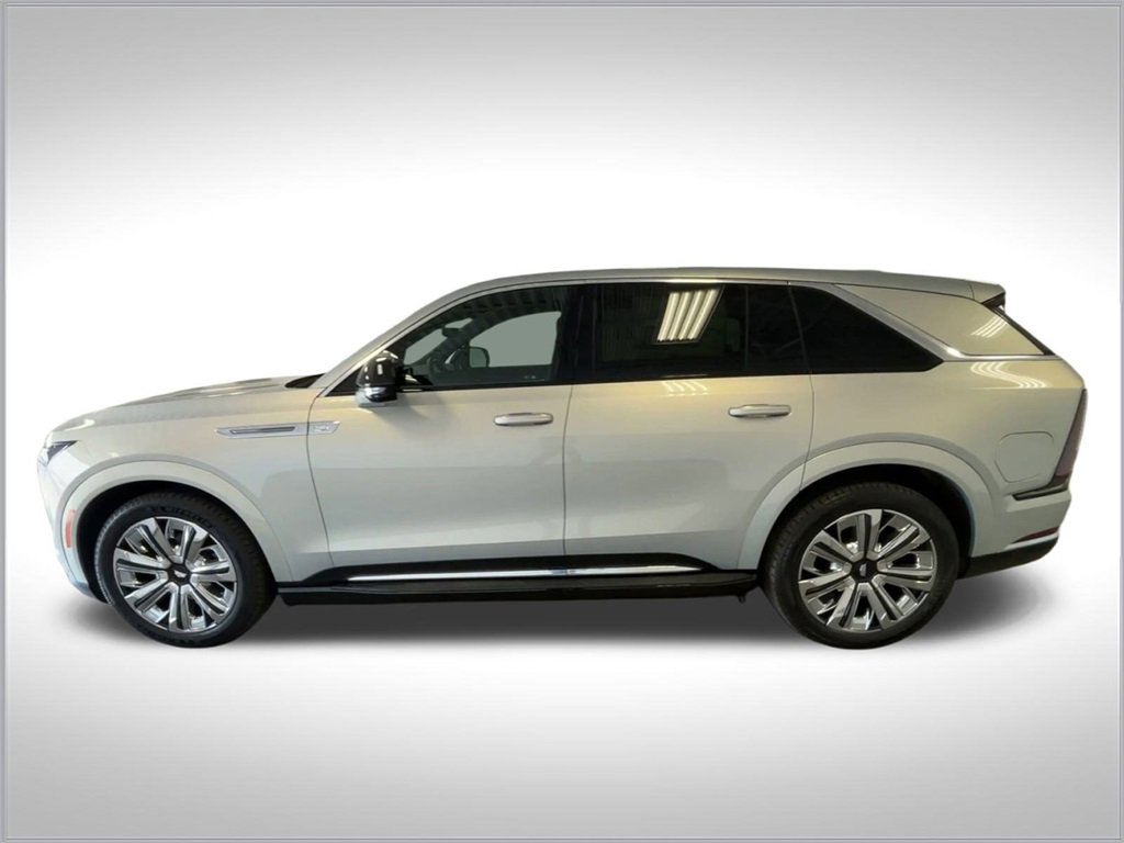 2025 Cadillac Escalade IQ Luxury photo 5
