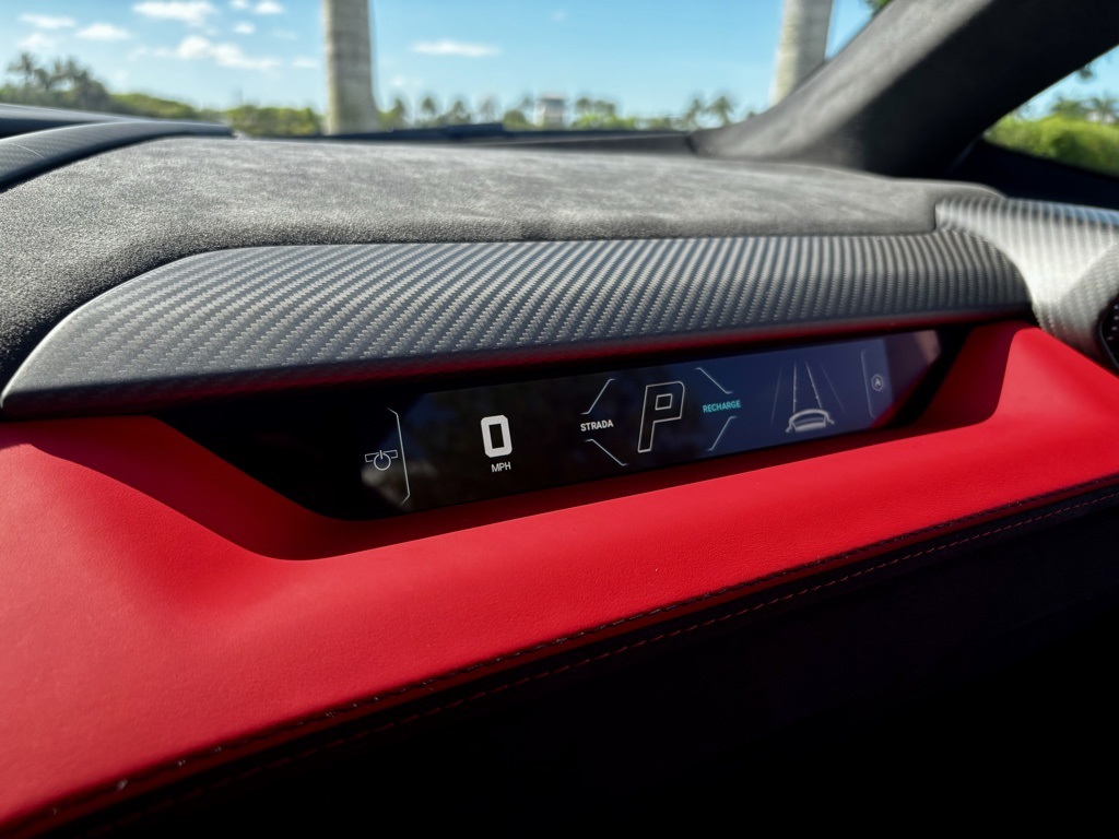 2025 Lamborghini Revuelto photo 24