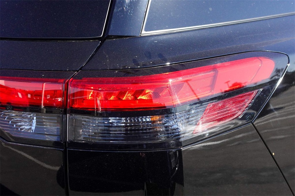 2025 Nissan Pathfinder Rock Creek photo 3