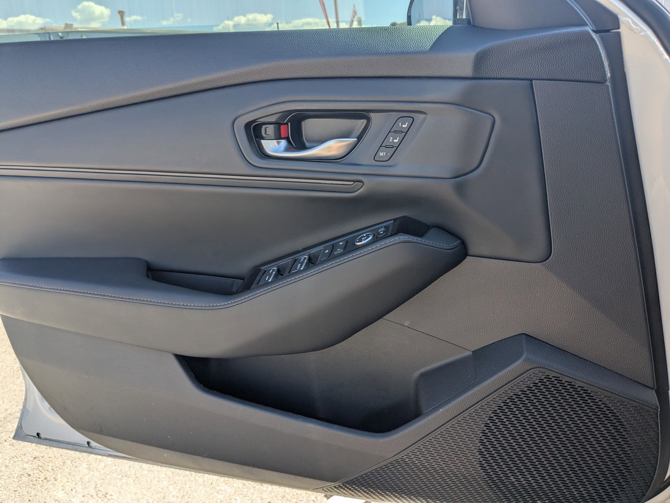 2024 Honda Accord Hybrid Touring photo 11