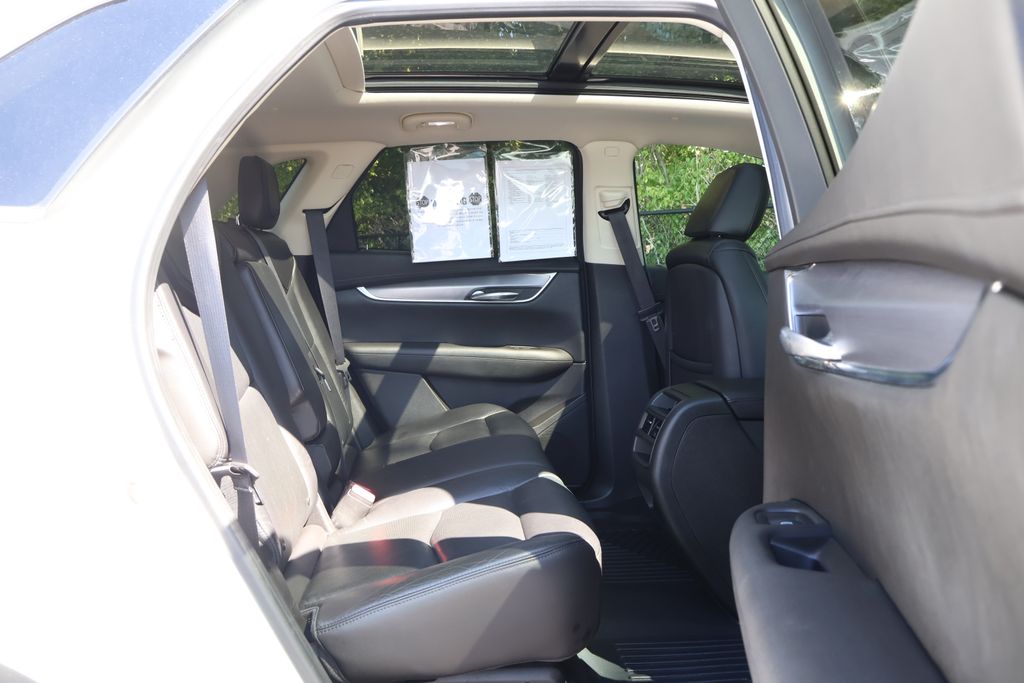 2017 Cadillac XT5 Luxury photo 44