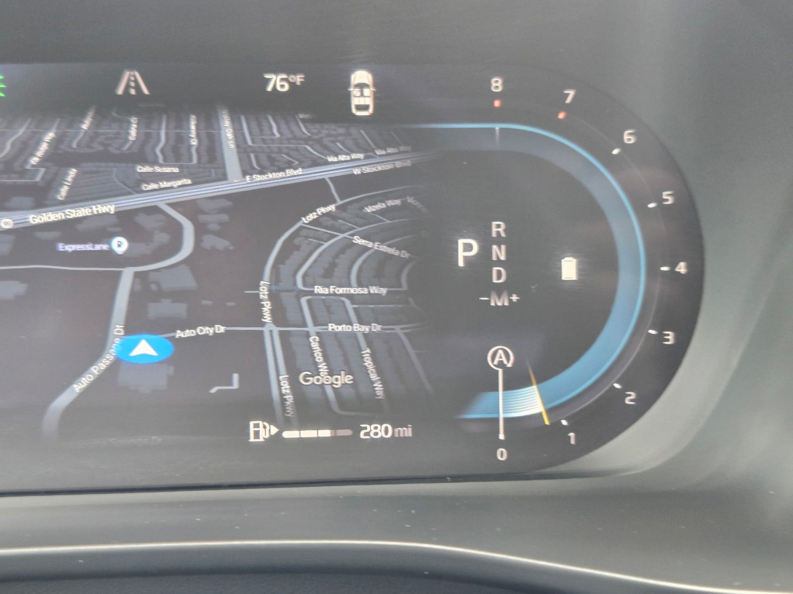 2024 Volvo XC40 AWD Plus photo 17