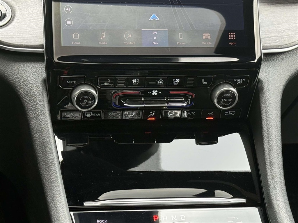 2022 Jeep Grand Cherokee Overland photo 20