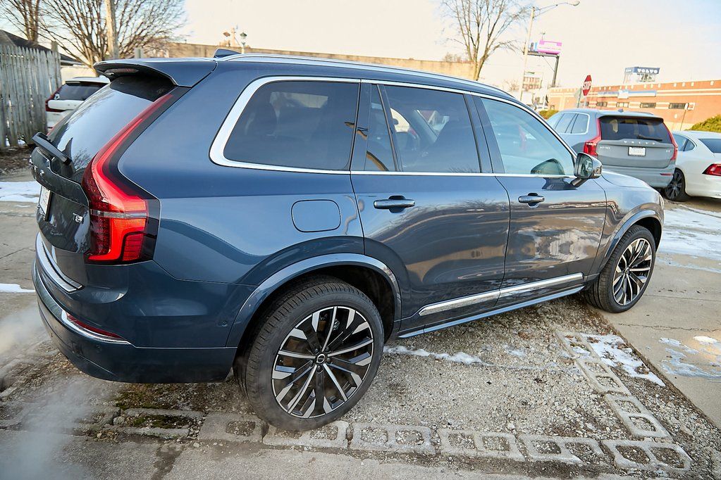 2026 VOLVO XC90 - Image 8