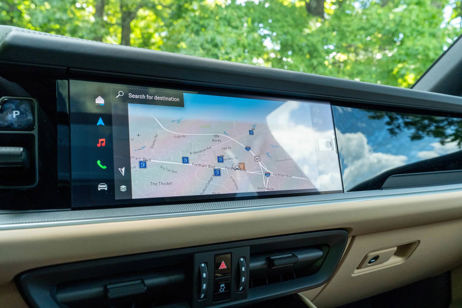 2026 Porsche Cayenne Base photo 27