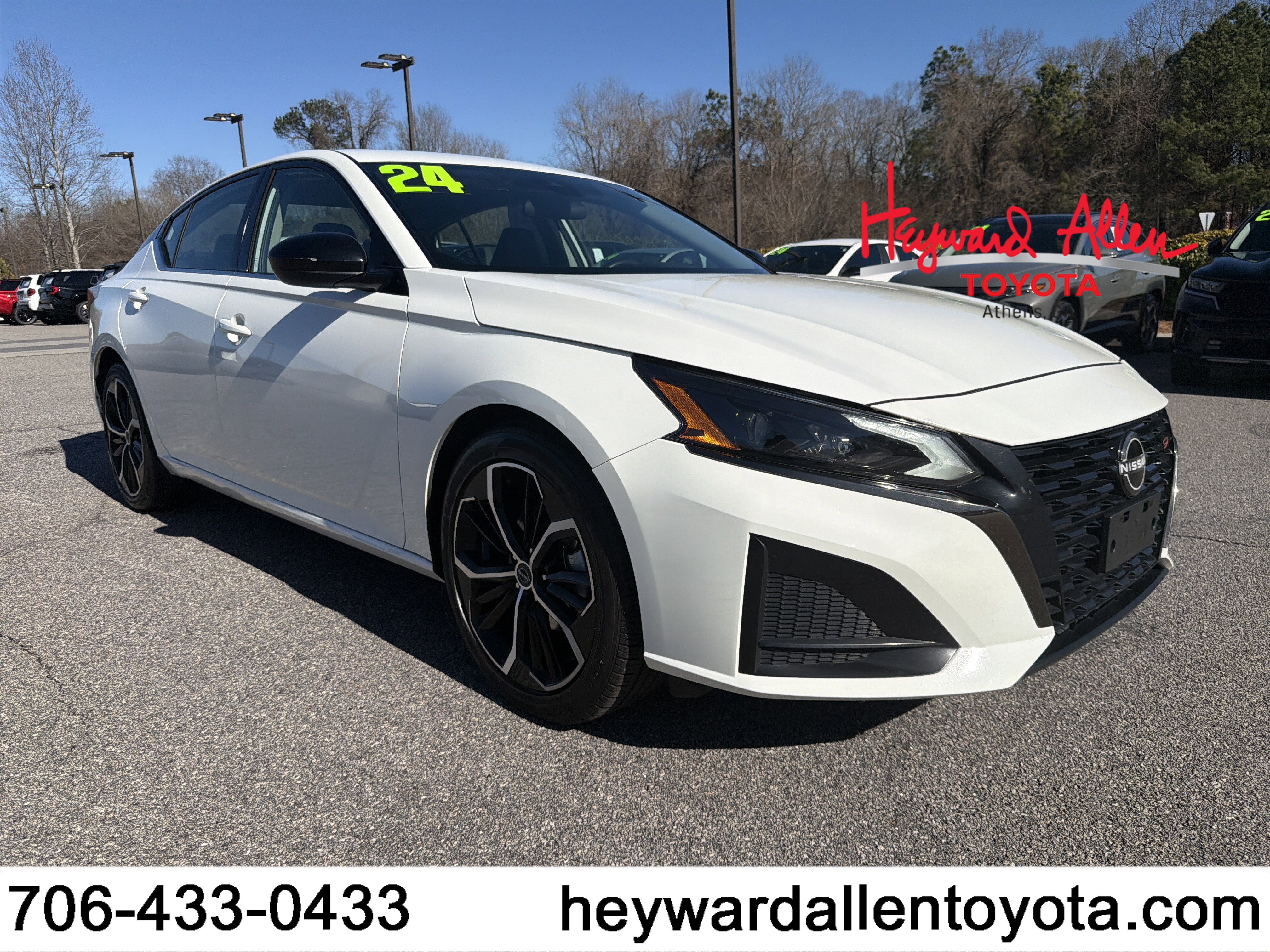 2024 Nissan Altima SR