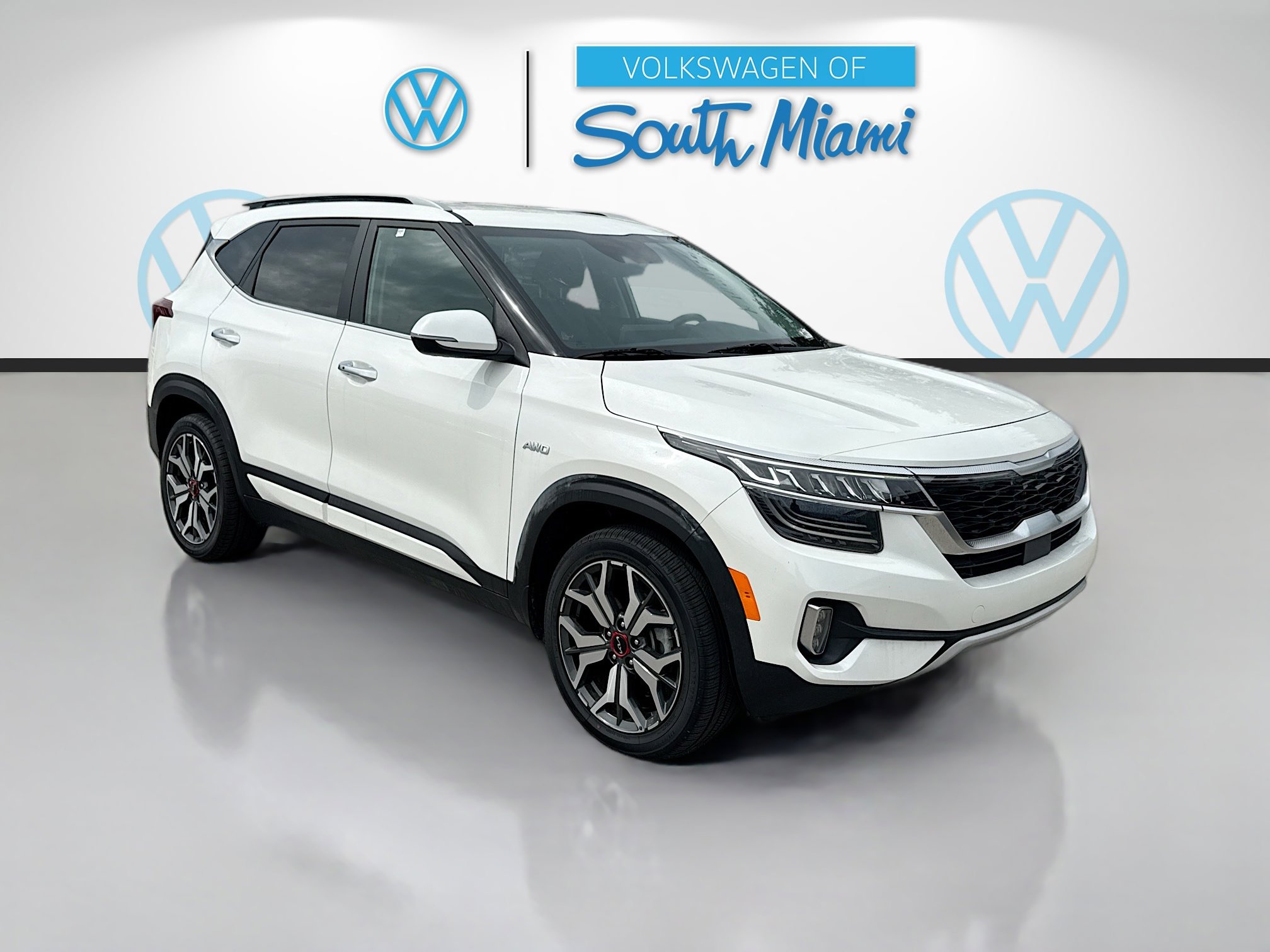 2023 Kia Seltos SX's photo