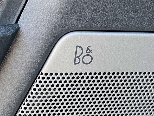 2025 Ford F-150 Lariat photo 10