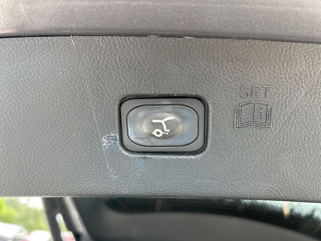 2022 Ford Edge Titanium photo 44
