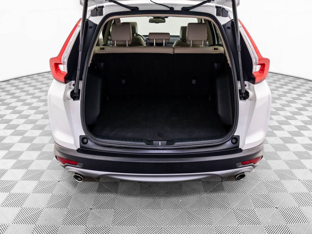 2019 Honda CR-V Touring photo 26