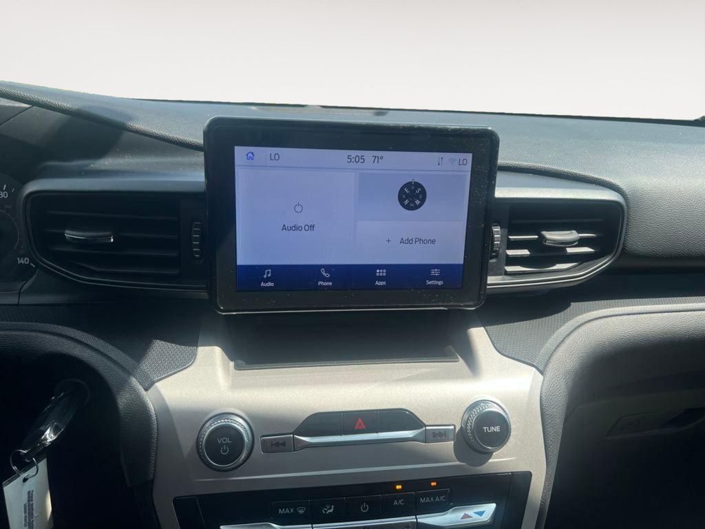 2023 Ford Explorer Base photo 10