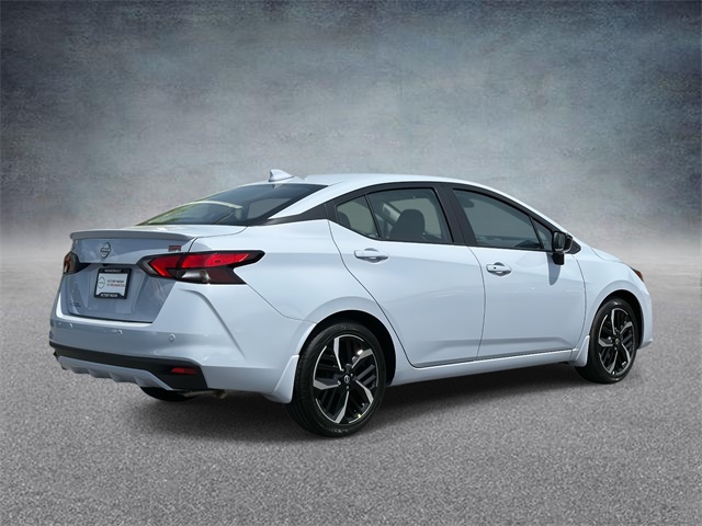 2025 Nissan Versa SR photo 2