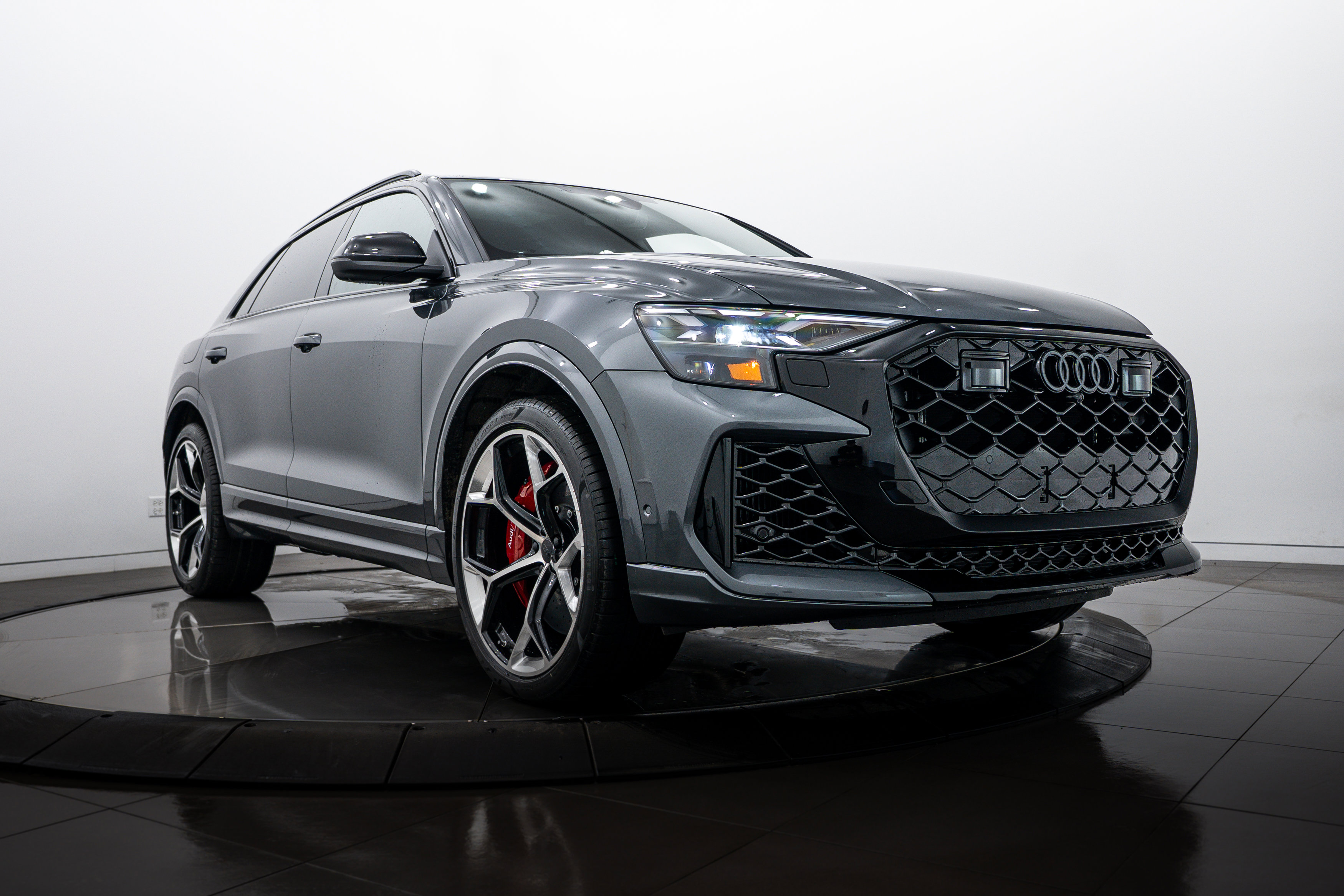 2026 Audi RS Q8 Base's photo